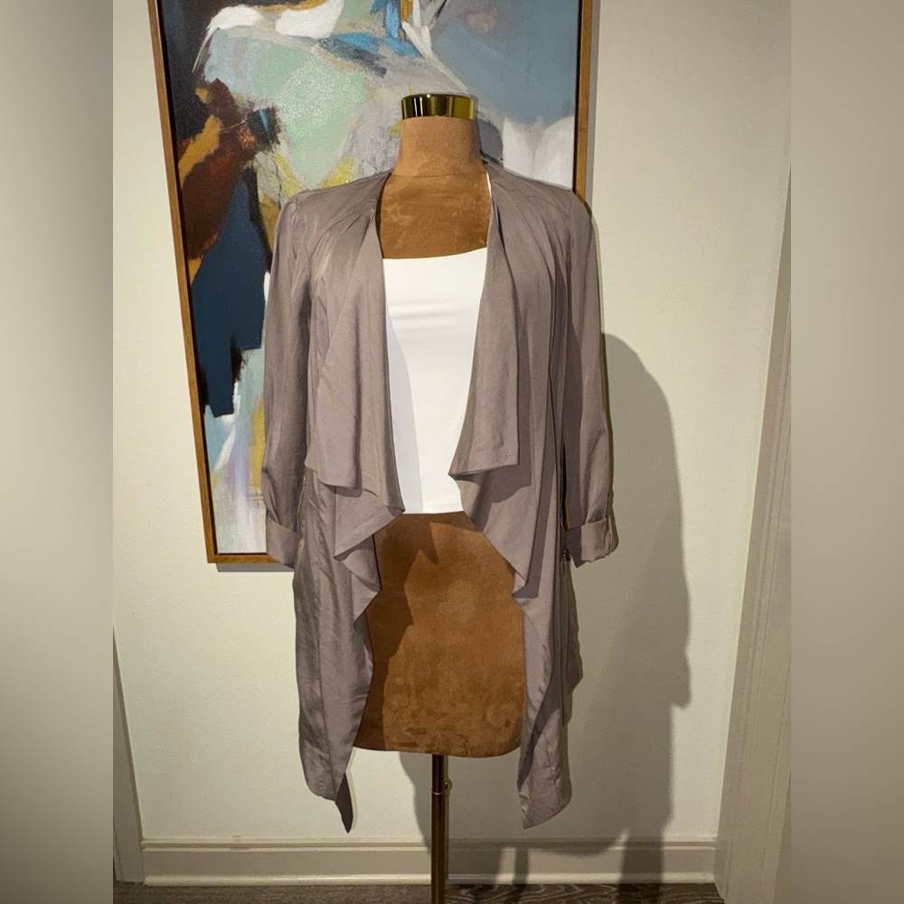 Elegant Women's Gray Cardigan Sweater